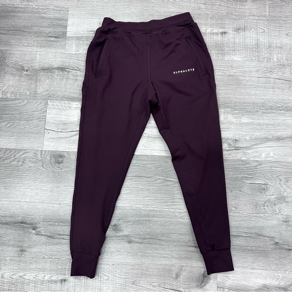 Alphalete Joggers
